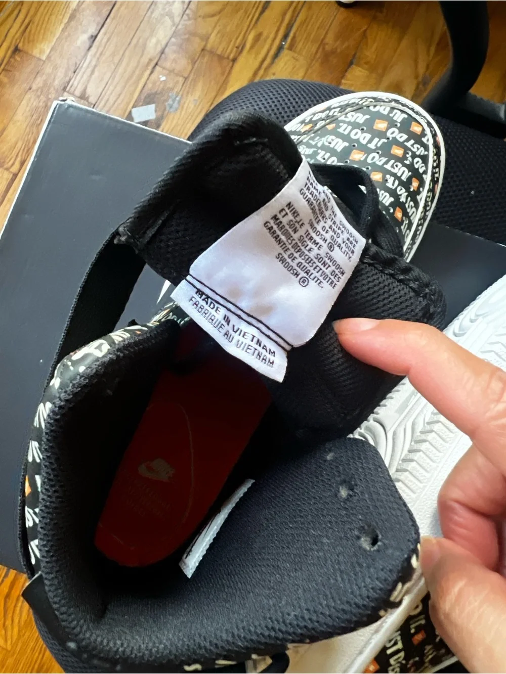 Nike Air Force 1 High Top Lace-Up Sneaker All-Over "Just Do It" Black/White - Picture 11 of 12
